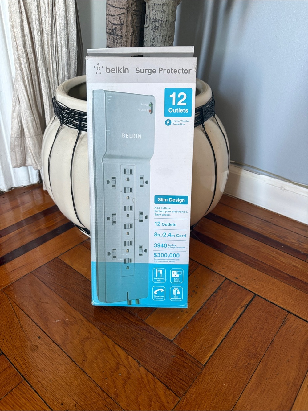 BELKIN surge protector